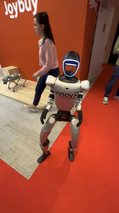 ✨ROBOT:1 HUMAIN: 0😭