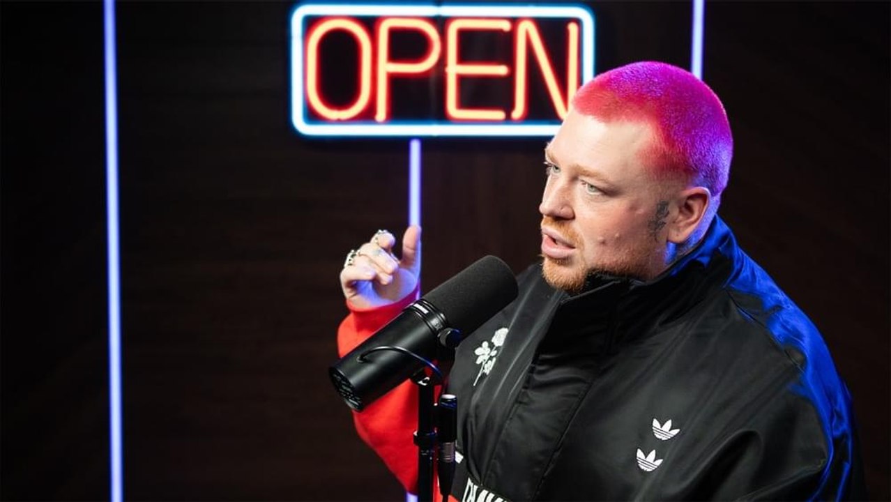 Saint Harison “glass houses” (Live Performance) | Open Mic