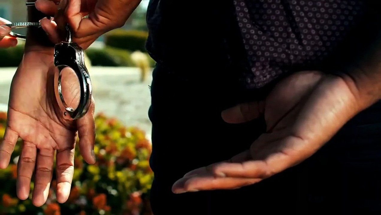 Uniden UM435BK VHF Marine Radio Review: Waterproof 25W Power