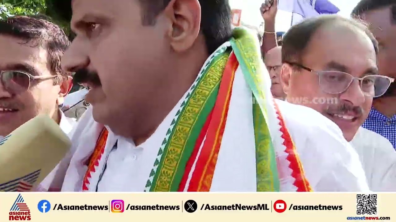 അസ്വാരസ്യമൊന്നുമില്ല, ഞങ്ങൾ ഒറ്റക്കെട്ട്; തൃക്കരിപ്പൂരിൽ റോഡ് ഷോയുമായി സന്ദീപ് വാര്യർ|Sandeep Varier