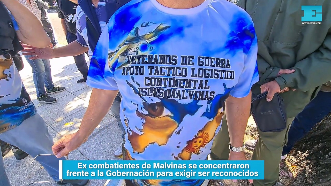 Ex combatientes de Malvinas se concentraron frente a la Gobernación para exigir ser reconocidos