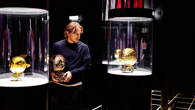 Il Pallone d'Oro di Luka Modrić al Museo Mondo Milan