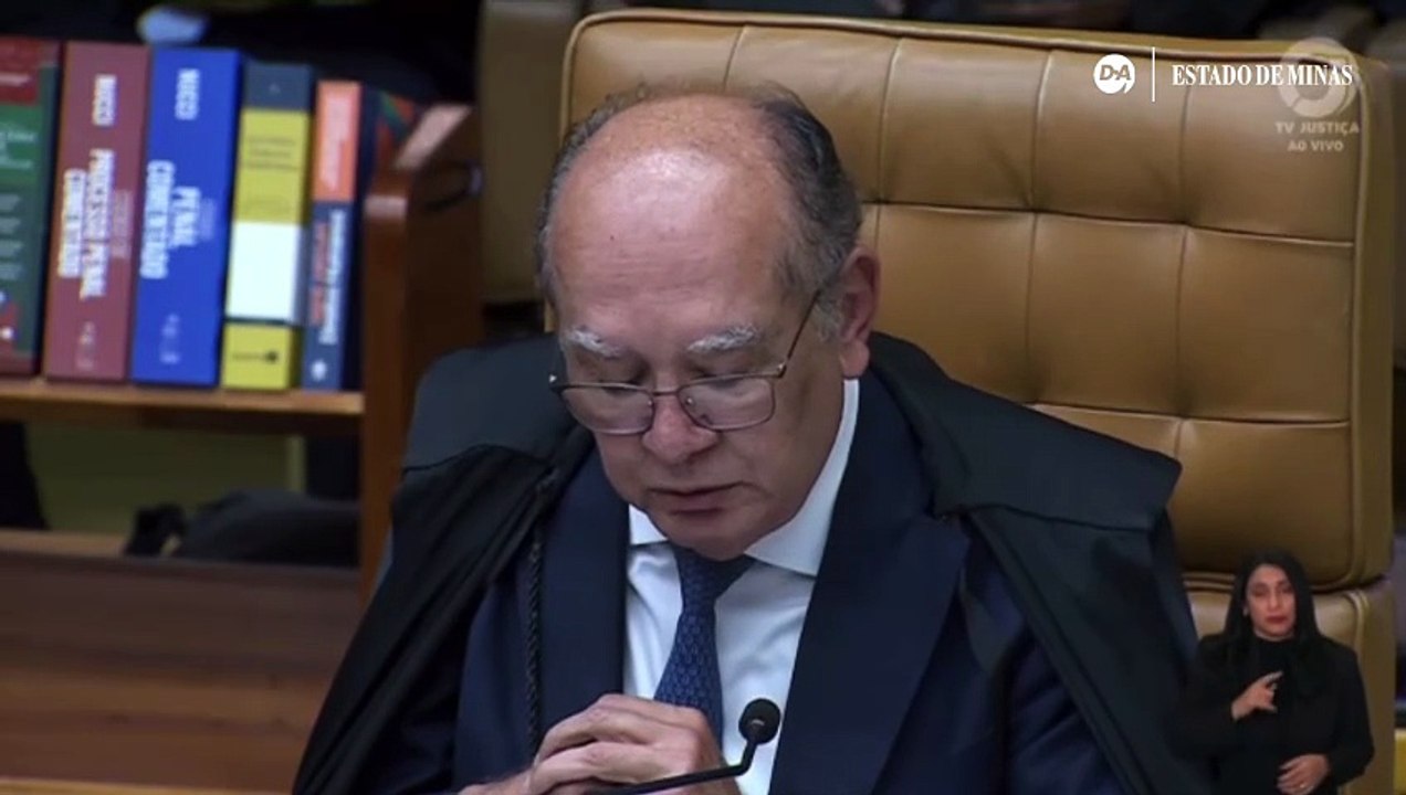 Gilmar Mendes se emociona ao elogiar Moraes: ‘Brasil tem dívida com você’