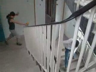 l'attaque à l'agrafeuse n°1 ^^