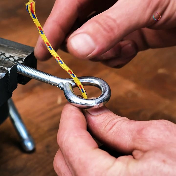 How to Make a Flower Crown: Easy DIY Steps and Tips - Easy Steps To Tie A Tie