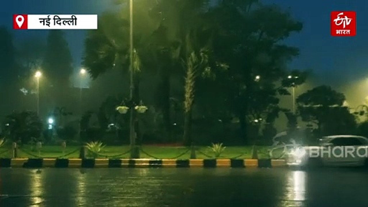 दिल्ली-एनसीआर में बारिश के साथ हवाओं से बढ़ी ठंडक, दिन में छाए रहेंगे बादल; येलो अलर्ट जारी