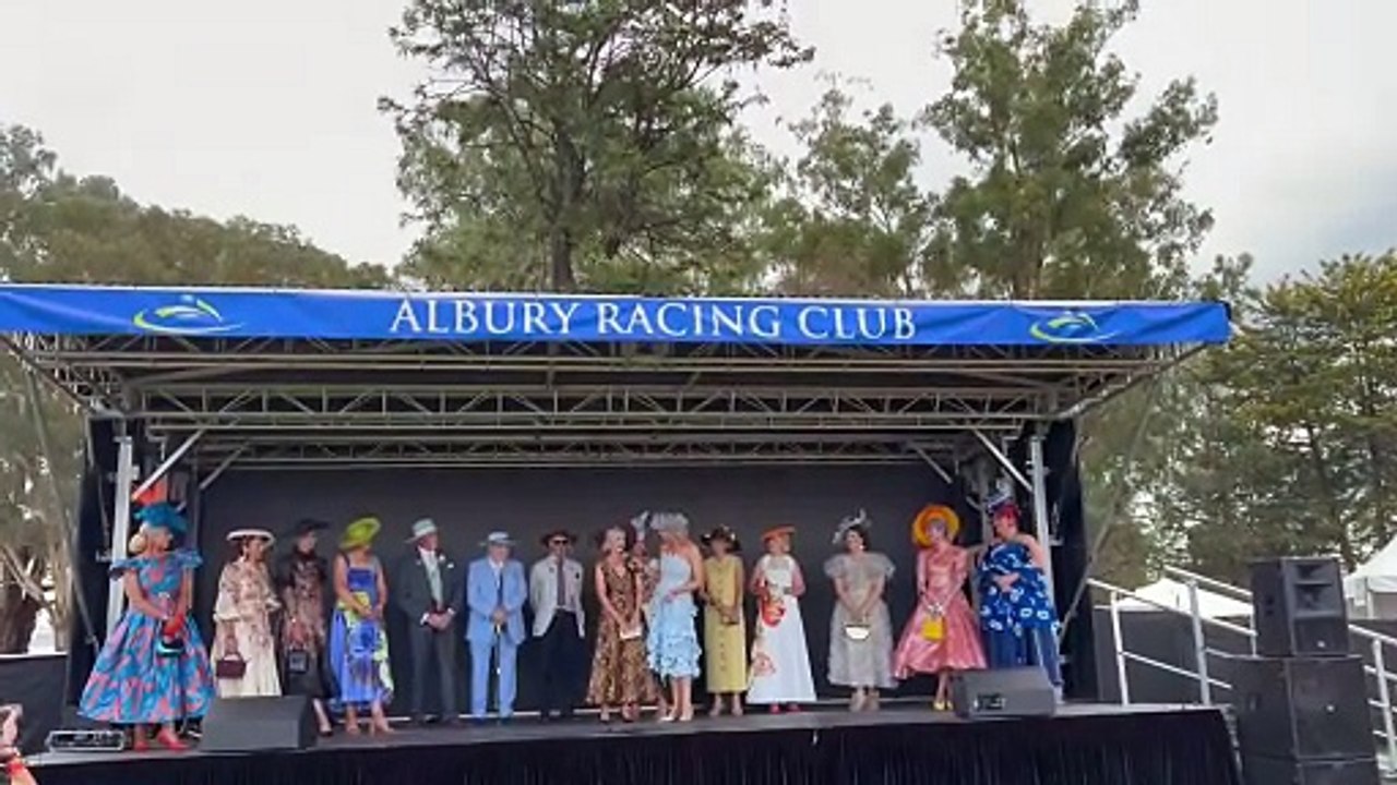 Albury Gold Cup Fashions on the Field