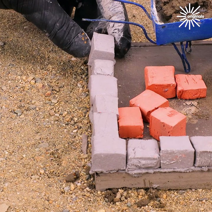 How to build a miniature rustic house with bold colors 🏠
