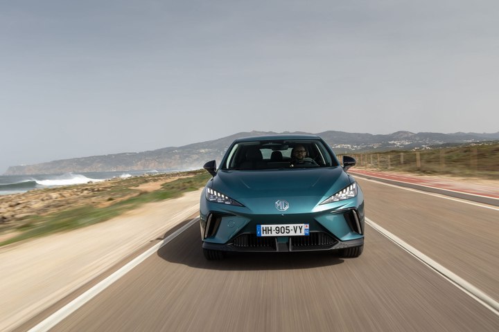 Moins de 28 000 € pour la nouvelle MG4