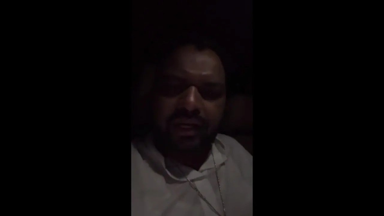 अलवर में कथा के दौरान भजन गायक कन्हैया मित्तल नाराज, बीच में छोड़ी कथा