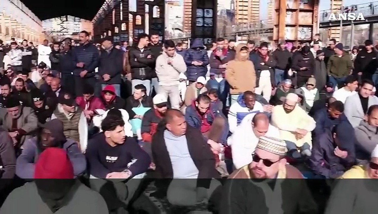 Preghiera di fine Ramadan a Torino, presente anche il sindaco Lo Russo