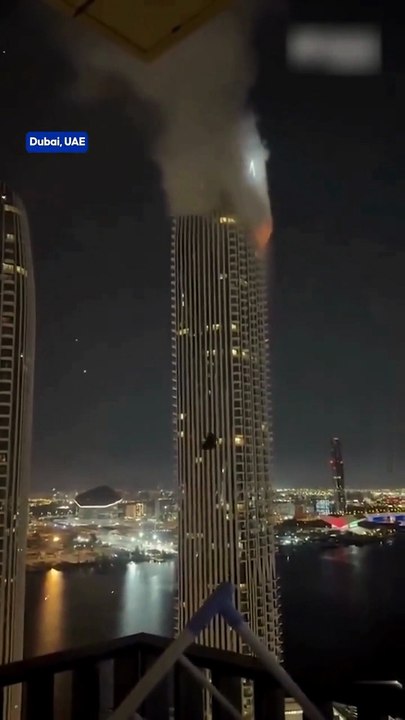 🇦🇪 Dubaï : Des débris tombent sur un immeuble après une interception aérienne - Les images choc