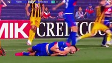 La polémica roja y el polémico penal en favor de Tigre frente a Mitre