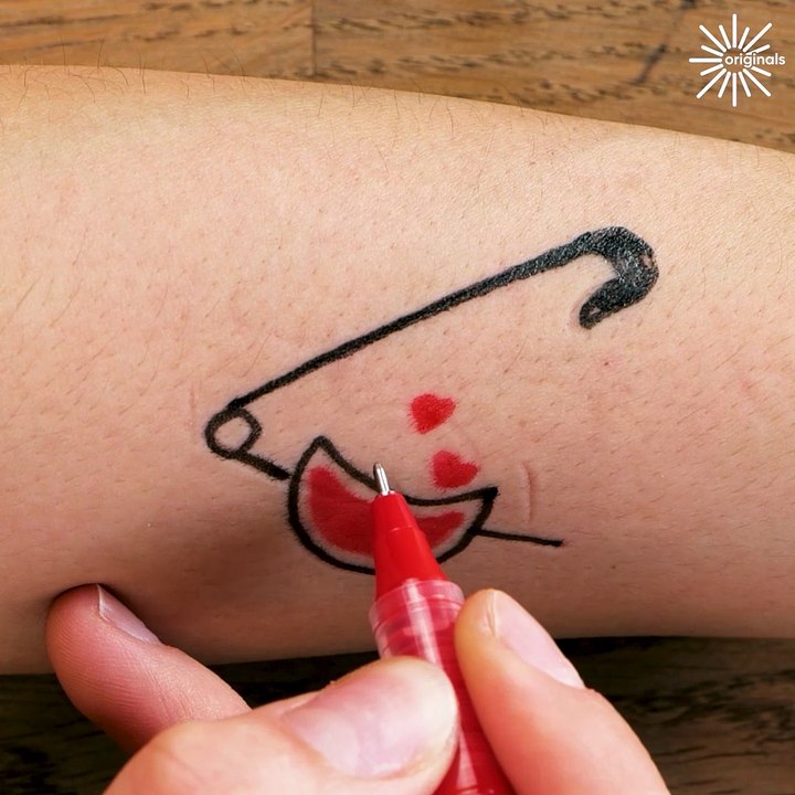 Look at these satisfying pen tattoos!