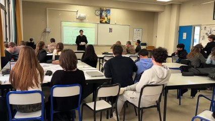 Au lyc&eacute;e Claude Fauriel de Saint-Etienne, les &eacute;tudiants plong&eacute;s dans un exercice militaire in&eacute;dit