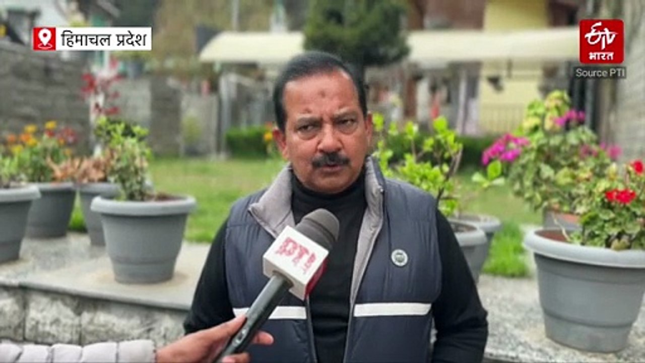 कश्मीर, हिमाचल, उत्तराखंड में दिसंबर वाली ठंड, पहाड़ों पर बिछी बर्फ की सफेद चादर