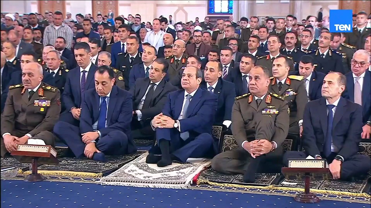 اللهم لا تجعل لمصر حاجة عند لئيم من خلقك.. دعاء خطيب صلاة عيد الفطر