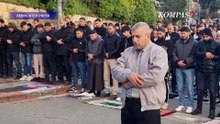Detik-Detik Pasukan Israel Lempar Granat Kejut, Usir Warga Palestina Salat Idulfitri di Al-Aqsa