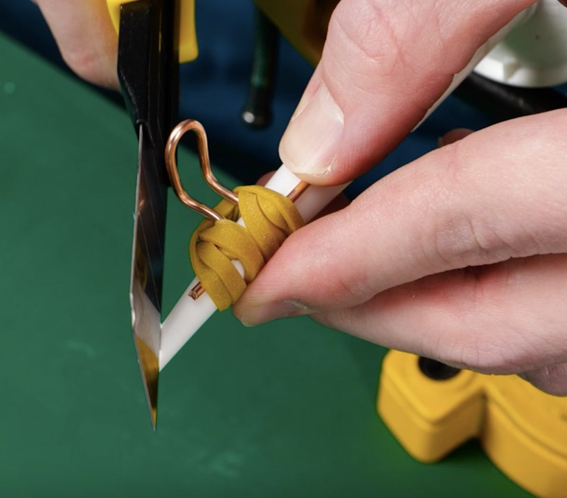 Detailed silicone application hack 😎