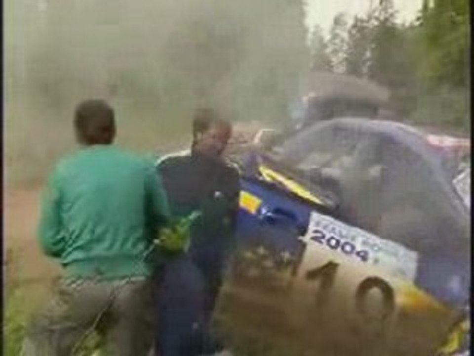 à deux  doigts de la mort...