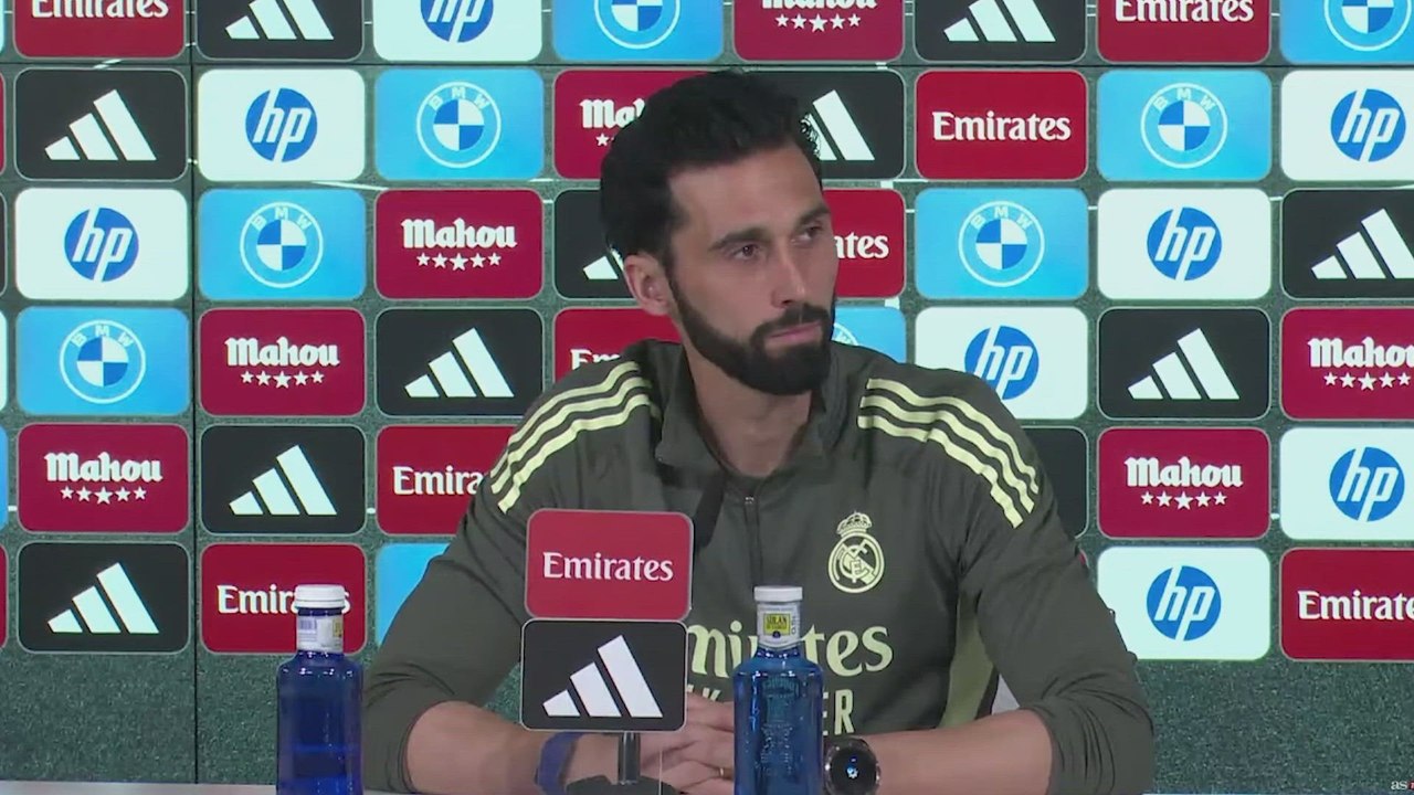 ARBELOA responde por la LESIÓN de COURTOIS y dice que es "El MEJOR PORTERO de la HISTORIA"