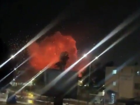 Las imágenes del ataque iraní a Dimona, sede del programa nuclear israelí