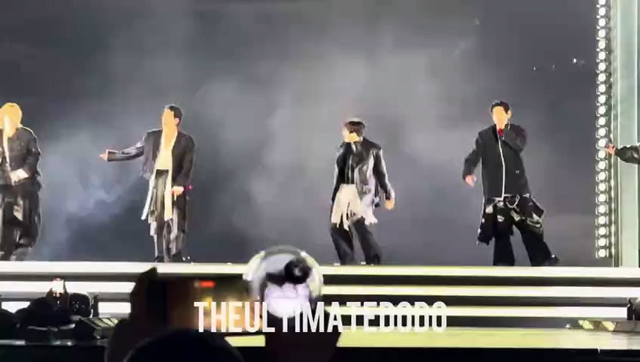 FANCAM 260321 Body to Body BTS The Comeback Live Arirang Gwanghwamun Concert 방탄소년단