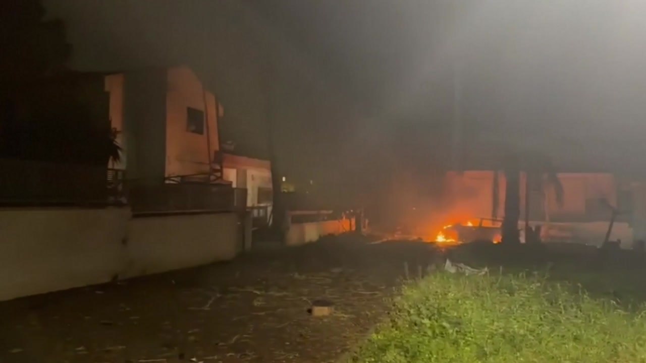 이란, 이스라엘 핵 시설 지역에 보복 공격..."33명 부상" / YTN