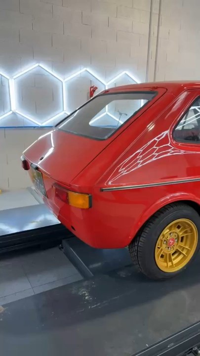 Chez NSP, on prend soin des légendes 🔧✨Aujourd’hui, une magnifique Fiat 127 Abarth entre nos mains pour une géométrie de précision grâce à notre banc Hunter 3D 🚗💨Performance, précision et passion au rendez-vous 🔥#NSP #Fiat127Abarth #Abarth