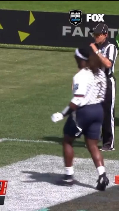 Tom Brady throws a dart to Diggs for the touchdown