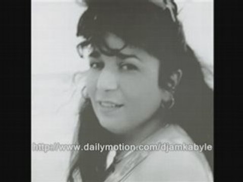 Taoues Ayavehri Idhissoudhene premier album années 90