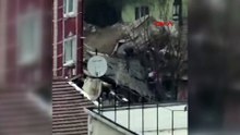 İstanbul Fatih'te iki bina çöktü! Enkazda arama yapılıyor