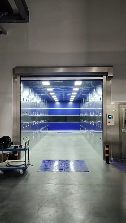 What are the key features to look for when buying high speed doors for a warehouse?