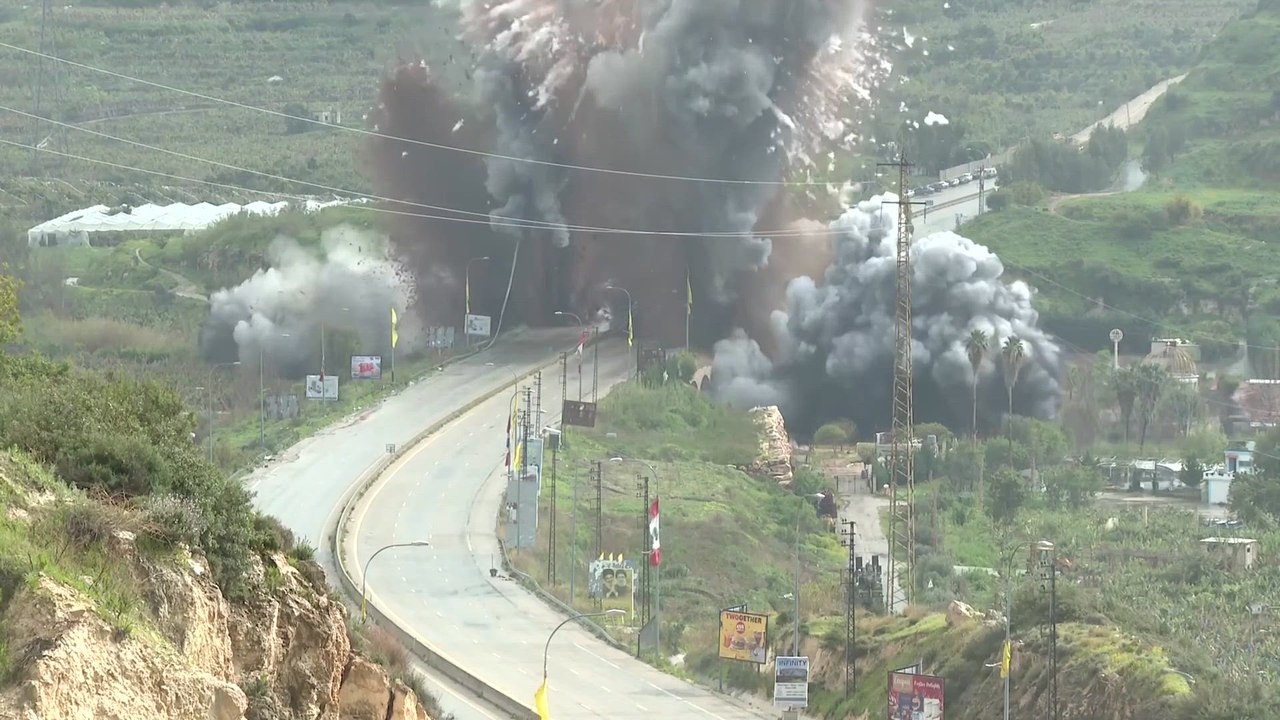 Shocking Footage Shows Israel Blowing Up Qasmiyeh Bridge as Defense Minister Orders TOTAL Demolition Campaign