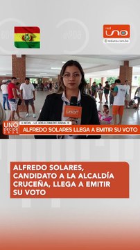 Alfredo solares, candidato a la alcaldía cruceña, llega a emitir su voto