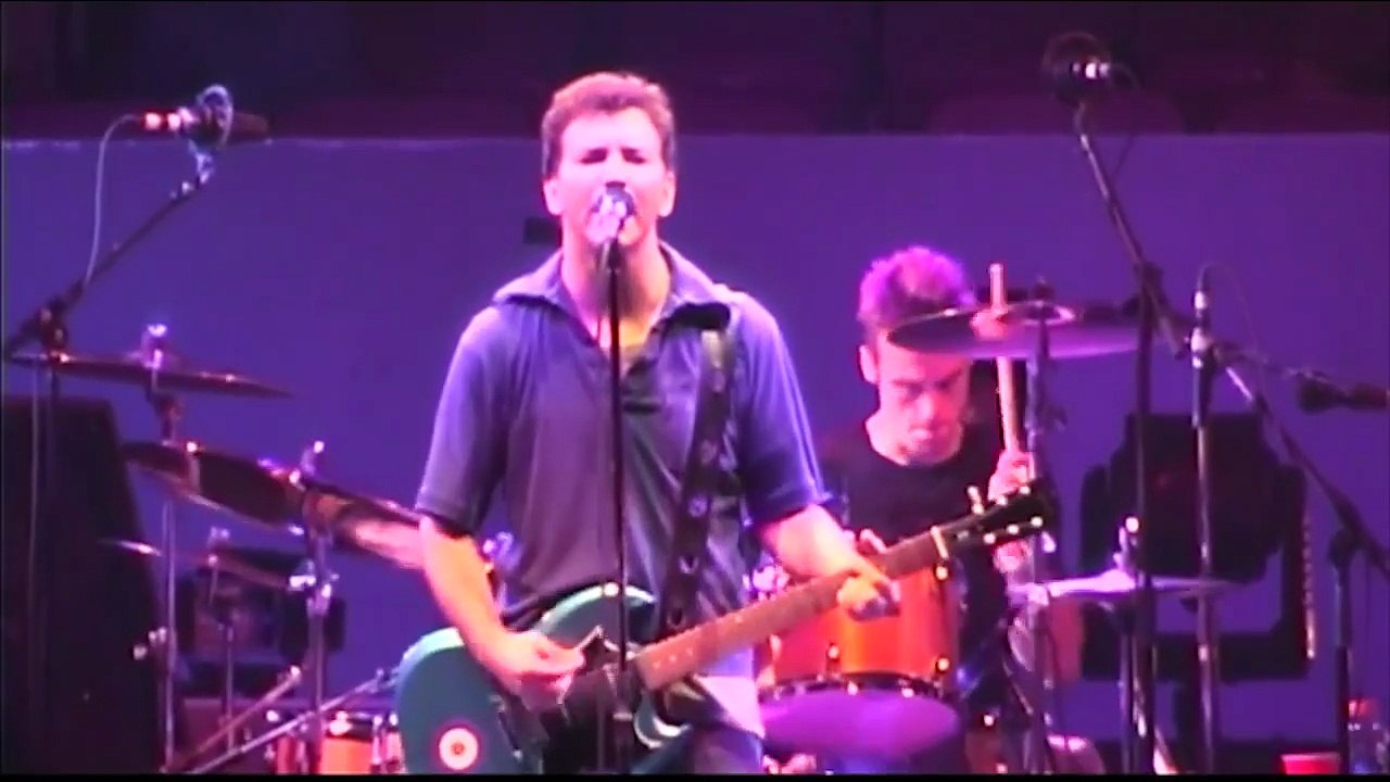 Pearl Jam: Live at the Garden (2003)