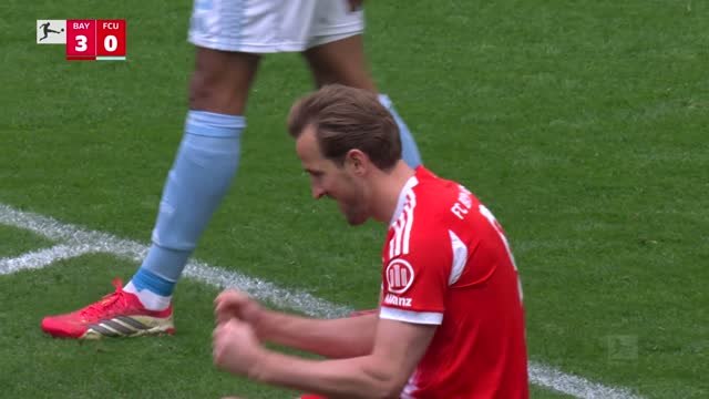 Kane scores sublime goal to inch closer to Bundesliga record