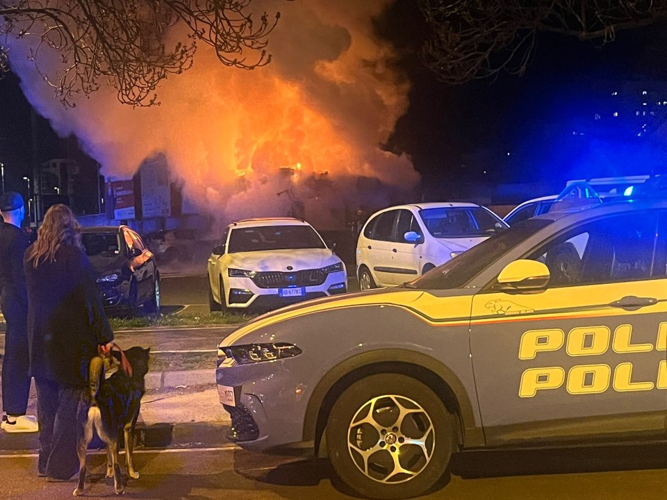 Allarme a Bolzano: esplode un chiosco in citt?