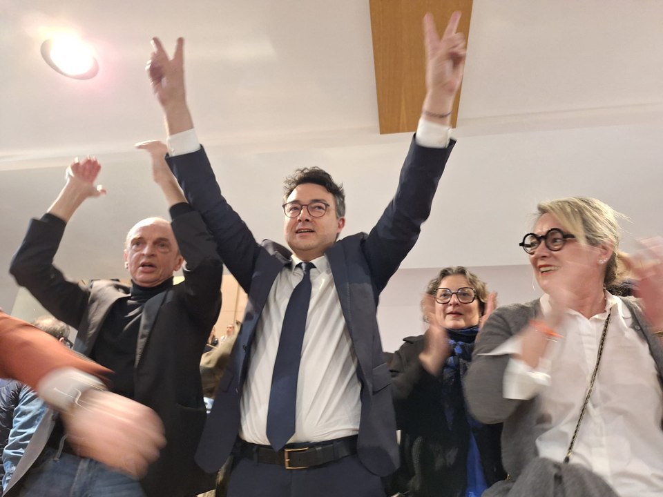 Stéphane Roudaut nouveau maire de Brest, dans les coulisses de la soirée électorale