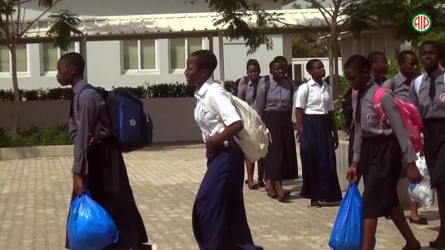 Région- Sinématiali / Le Lycée d'Excellence Dominique Ouattara récompense ses meilleures élèves du 2ème trimestre