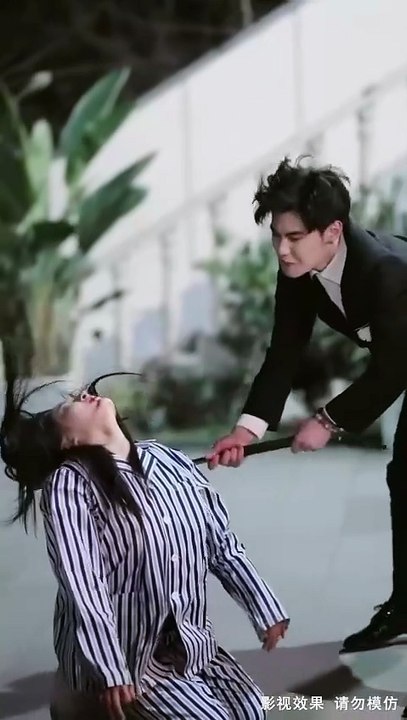 He Trusted A Fake Heiress. She Was Beaten At The Wedding. Truth Revealed—She Was His Lost Love Recommended