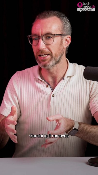 Apple Gives Up And Lets Google Take The AI Wheel #shorts