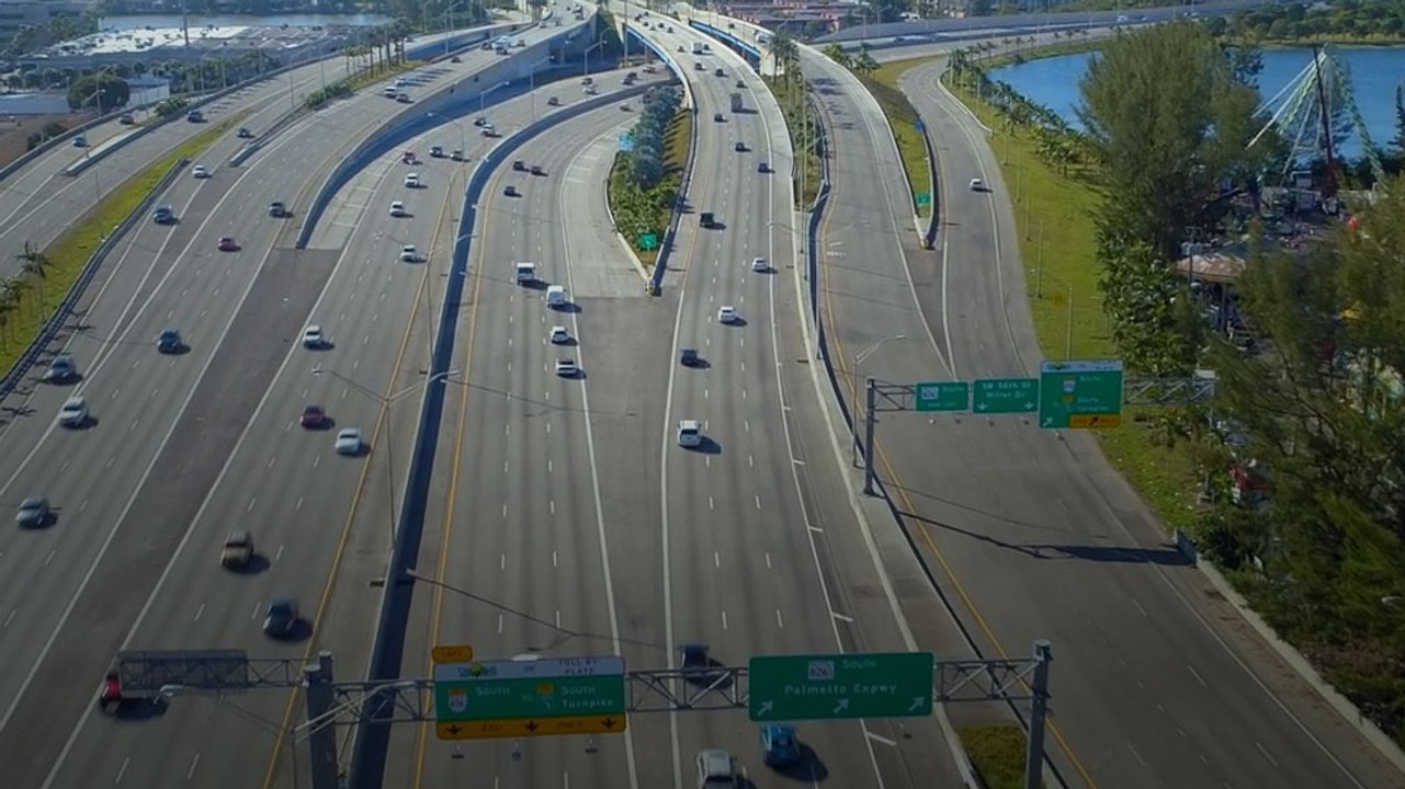 हाईवे पर गड्ढे और गलत पार्किंग पर तुरंत अलर्ट देगा AI, NHAI ला रहा नया डैशकैम सिस्टम