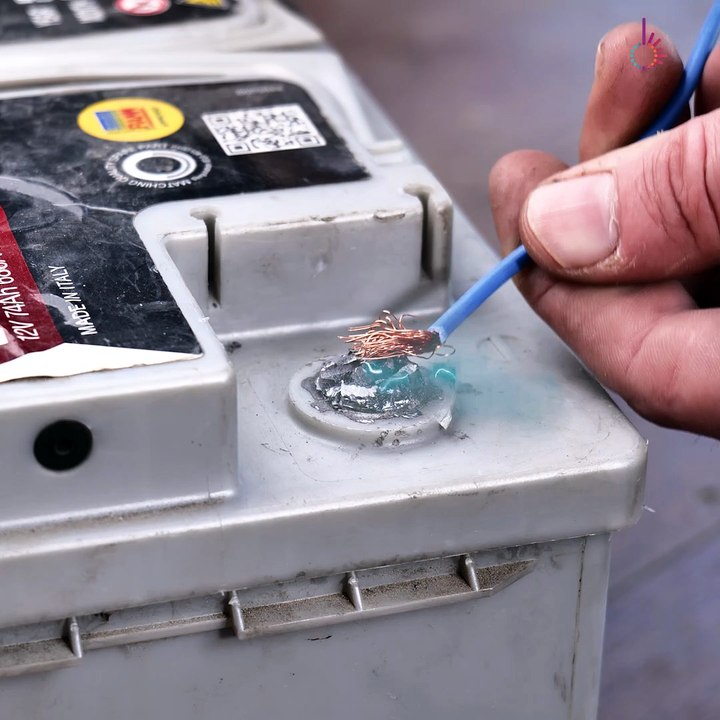 Fixing battery terminals in minutes! ⏱️🔋