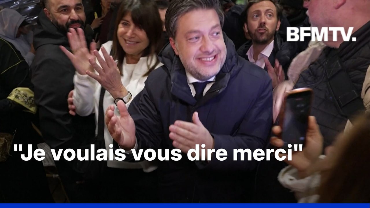 Municipales 2026: Benoît Payan célèbre sa victoire sur le Vieux-Port de Marseille