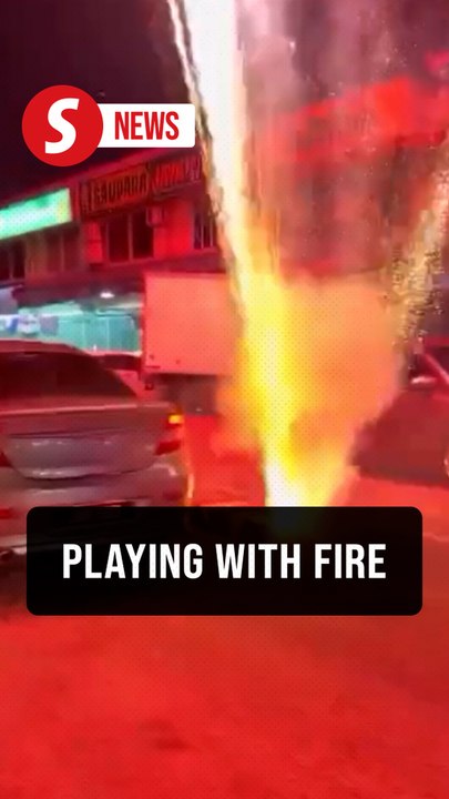 Man nabbed for letting off fireworks on busy Seri Alam road