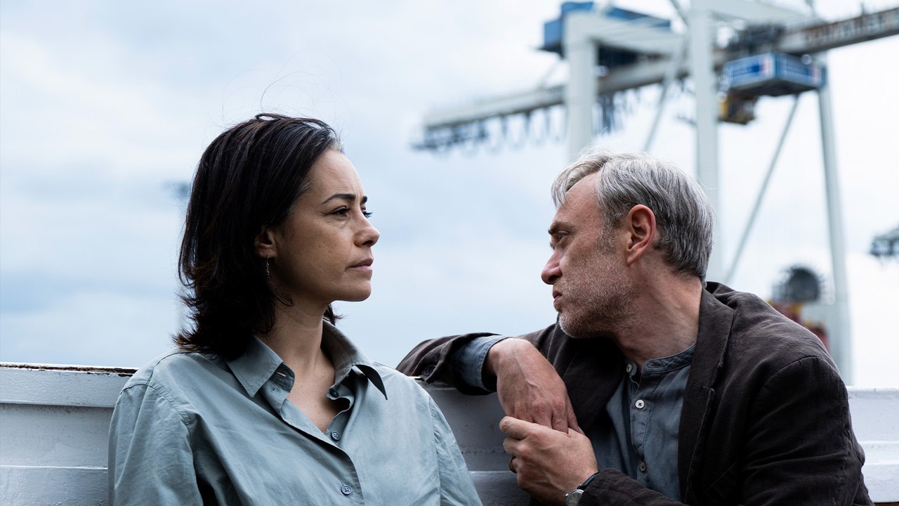 İlker Çatak’ın Altın Ayı’lı filmi “Sarı Zarflar” cuma vizyona giriyor