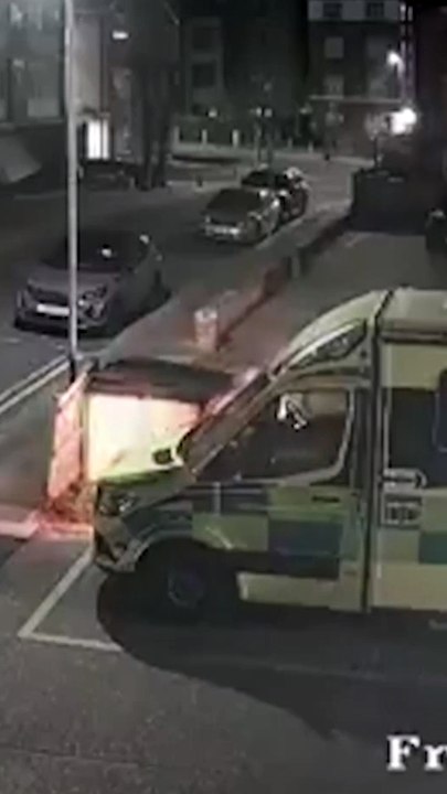 Incendian cuatro ambulancias pertenecientes a la comunidad judía en Londres