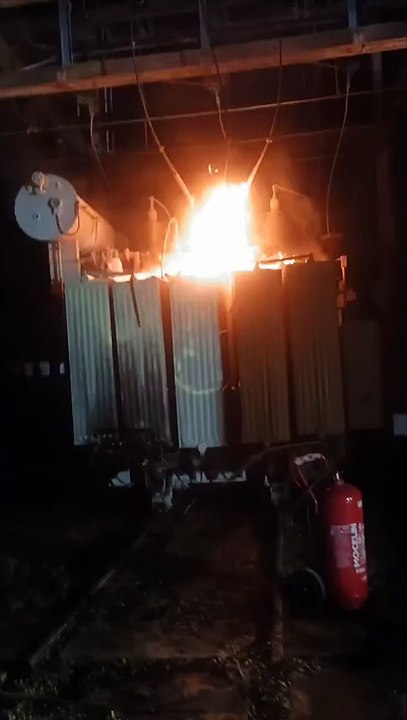 Em chamas, subestação da Enel de Sobral gera corte de energia