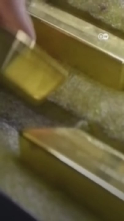 سعر الذهب ينخفض بشكل كبير بسبب حرب إيران وعوامل اقتصادية أخرى